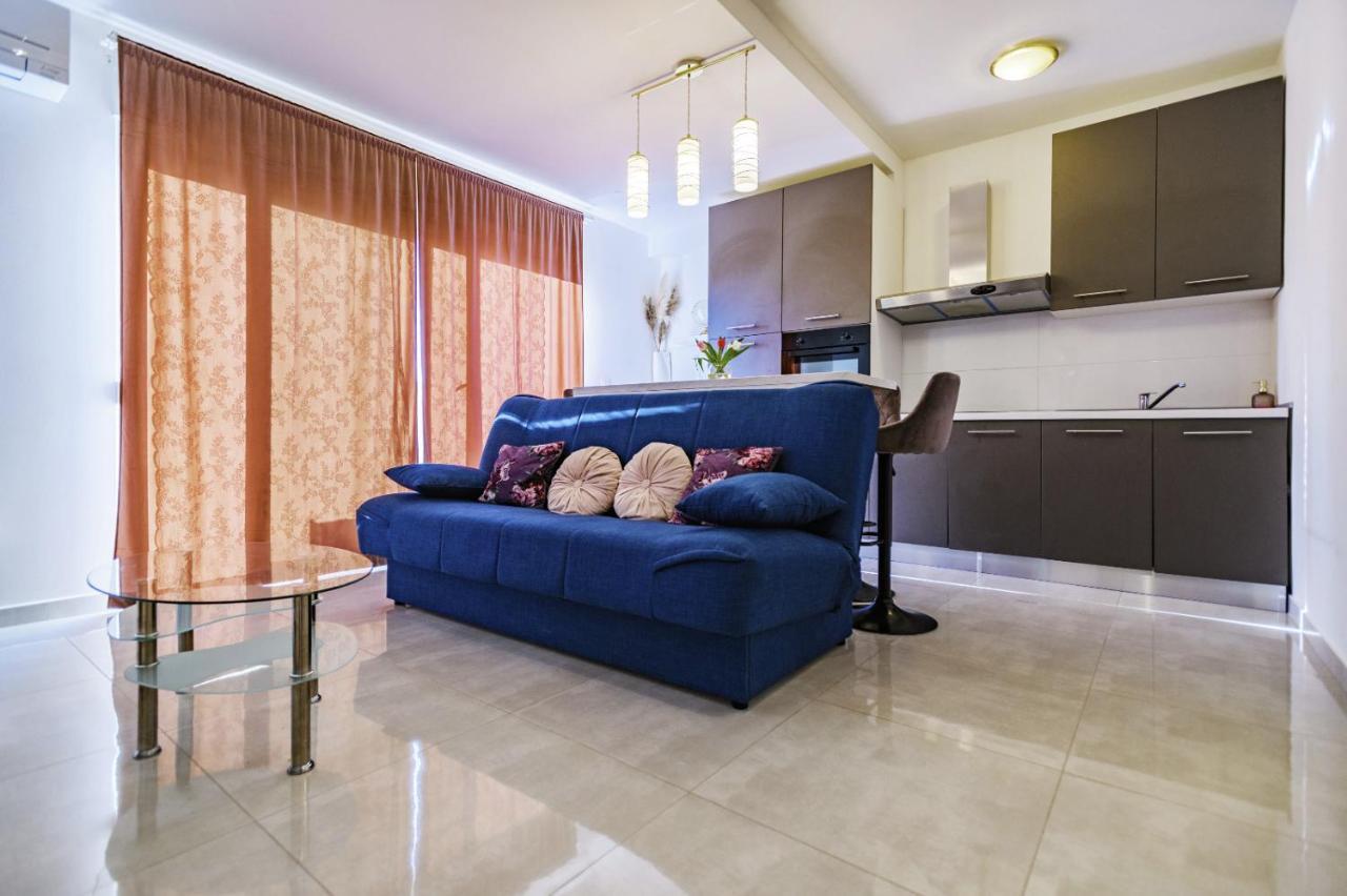 Holiday Apartment Zadar - With Summer Balcony And Parking ภายนอก รูปภาพ
