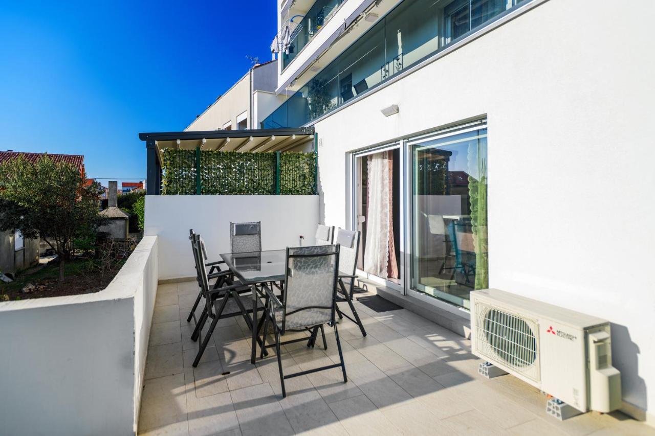 Holiday Apartment Zadar - With Summer Balcony And Parking ภายนอก รูปภาพ
